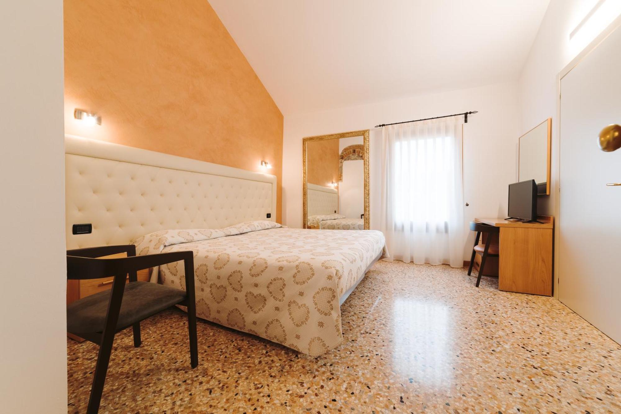 Hotel Roma Cittadella Buitenkant foto
