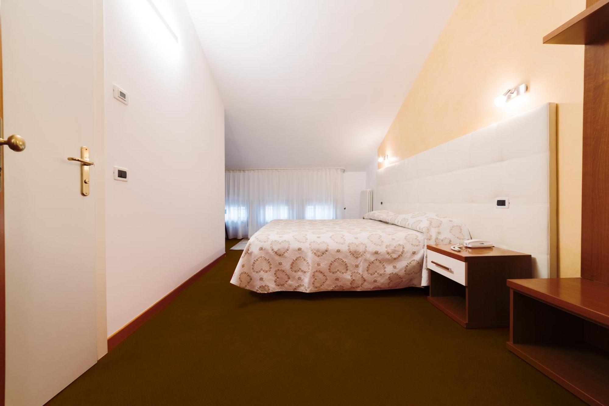 Hotel Roma Cittadella Buitenkant foto
